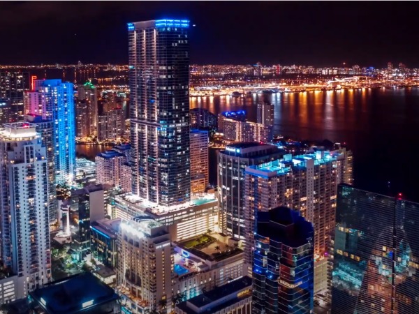Adaptive-networks-city-scape-600x450.jpeg